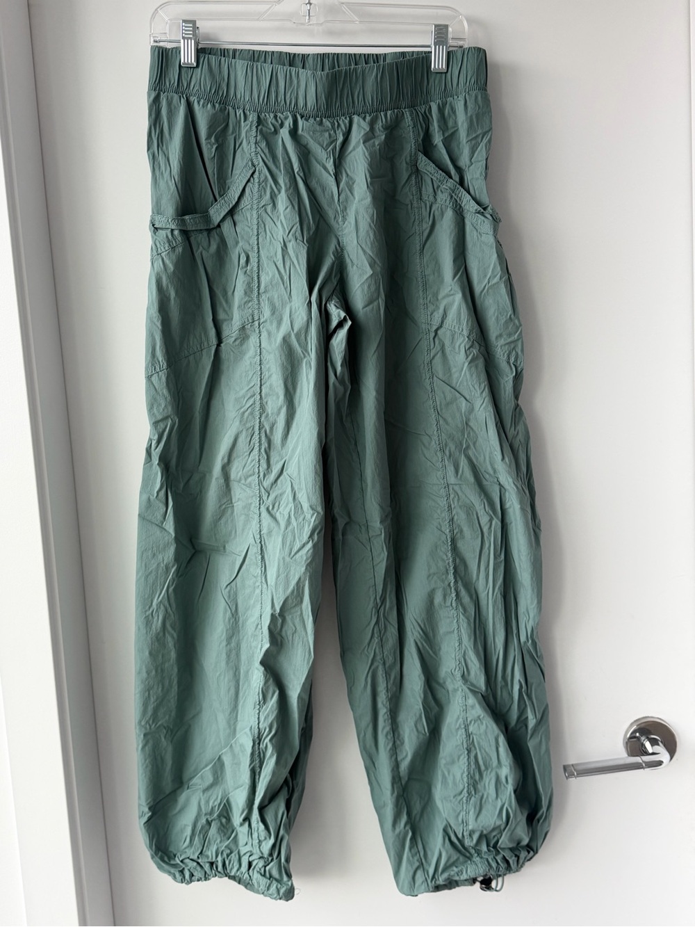 Te Verde Sage Green Cargo Jogger Pants